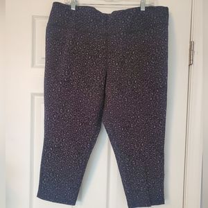 Grey Plus Size Leopard Leggings